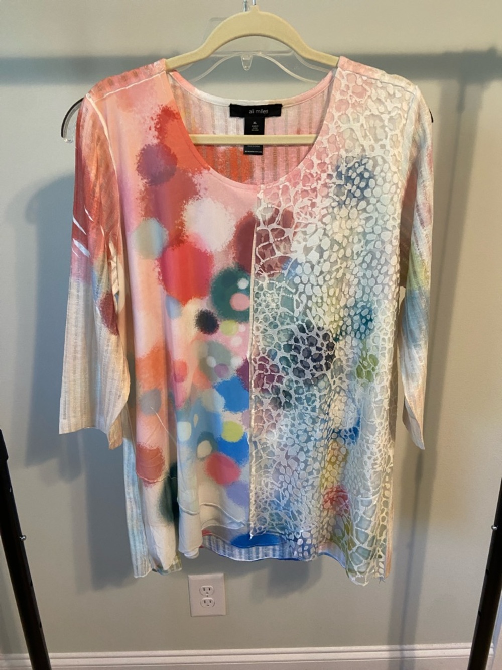 Ali Miles Multicolor Abstract Scoop Neck Long Sleeve Top